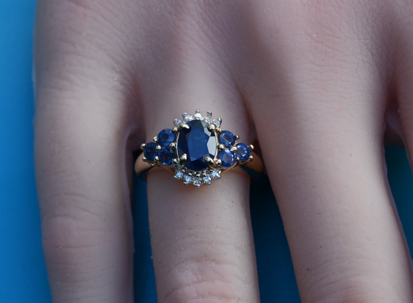 Lovely Natural Sapphire & Diamond Ring in 14K Yellow Gold7