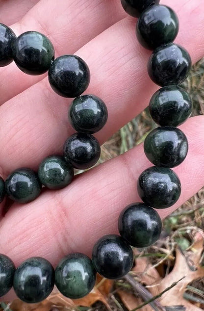 Original Green Antique / Vintage Spinach Natural Nephrite Jade Beaded Necklace5