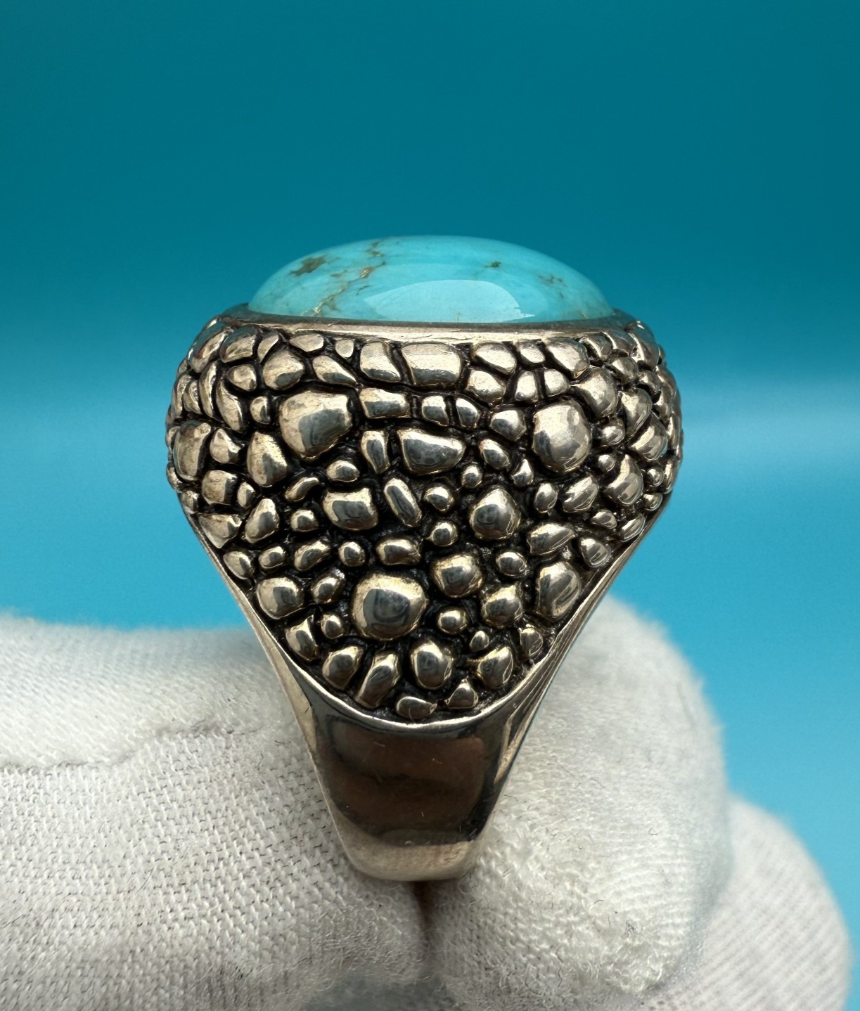Gorgeous Whitney Kelly Sterling Silver & Turquoise Dome Ring w/ Pebbled Texture2