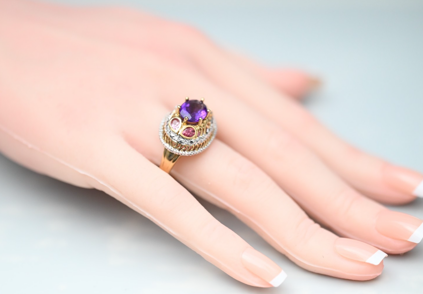Eye-Catching Vintage Two Tone 10k Gold Cocktail Ring with Faceted Oval Amethyst7