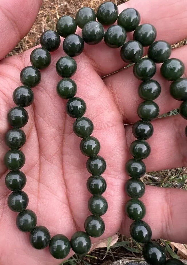 Antique / Vintage Spinach Natural Green Jade Beaded Necklace1