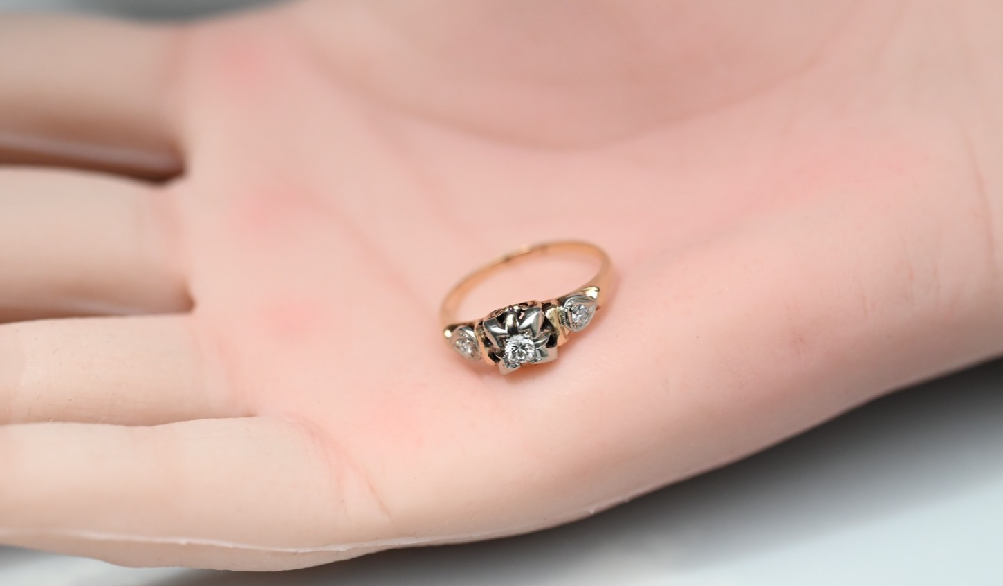 Elegant Antique Art Deco Two Tone 14k Gold Ring with Natural Diamonds9