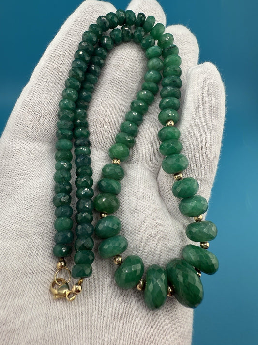 Wonderful Antique / Vintage Art Deco Faceted Beaded Emerald Color Beryl Necklace0