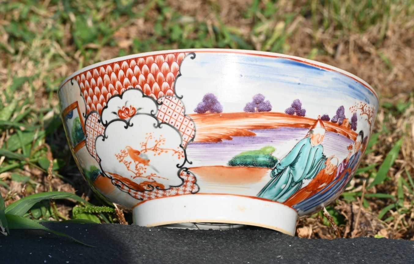 Authentic 18th C. Chinese Famille Rose "Mandarin" Palette Export Porcelain Bowl8