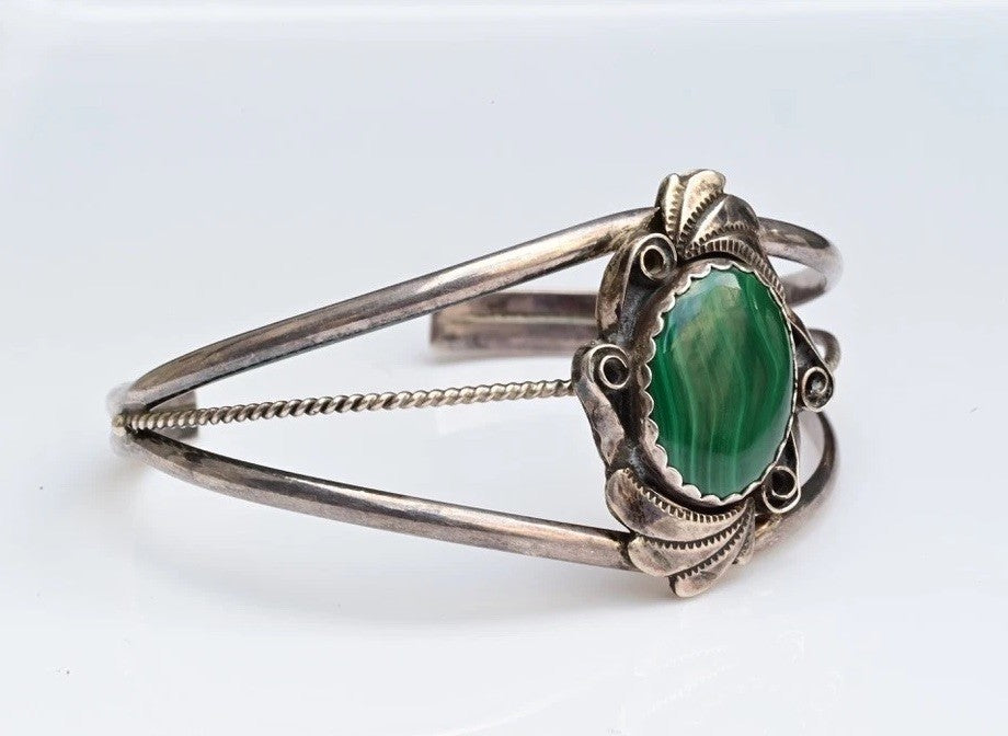 Vintage Signed Sterling Silver 925 Native American Green Malachite Cuff Bracelet1
