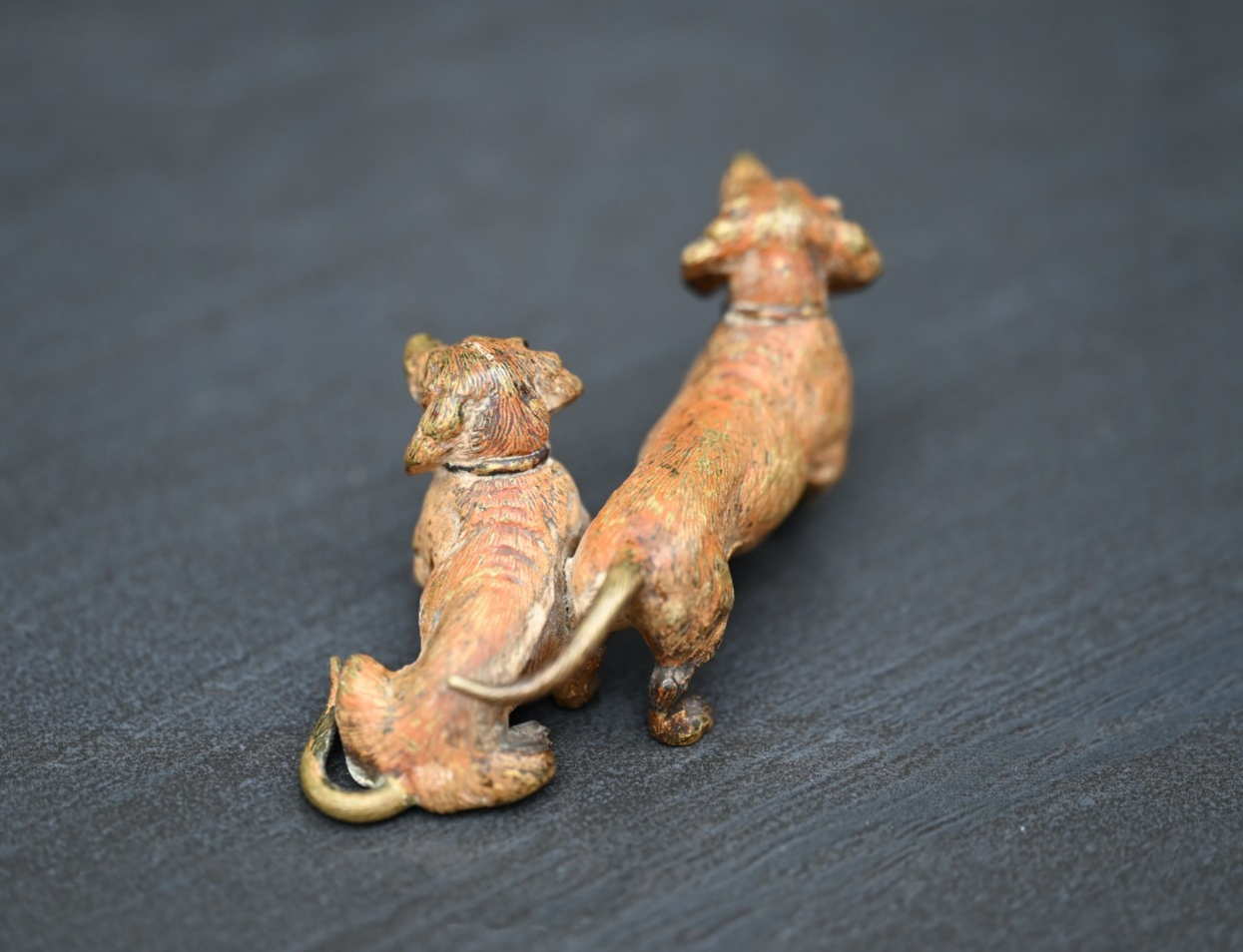 Antique 1900s Austrian Vienna Cold Painted Bronze Figure of Two Dachshund Dogs5