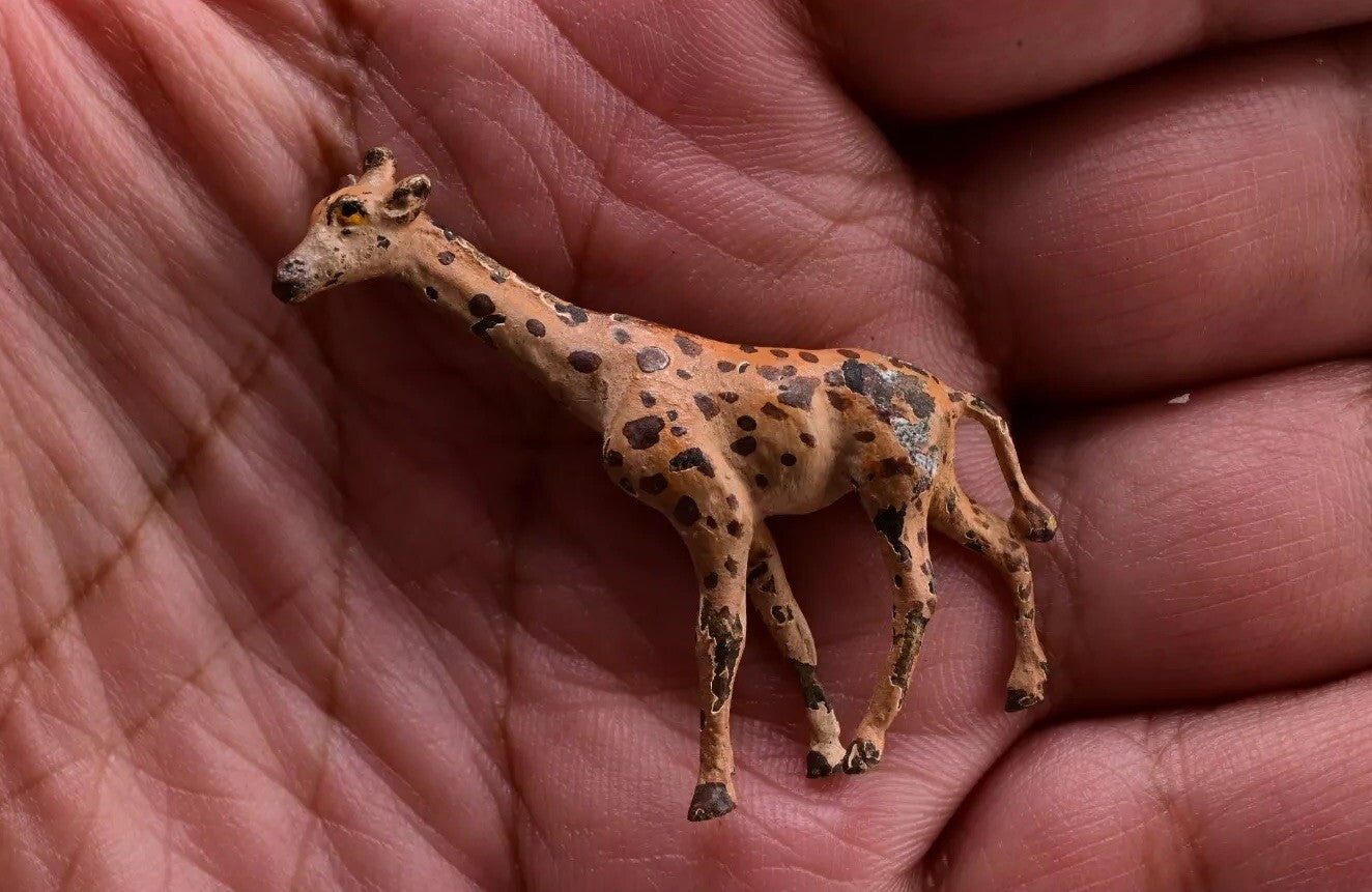 Nice Old Antique Austrian Vienna Cold Painted Bronze Figure of Giraffe7