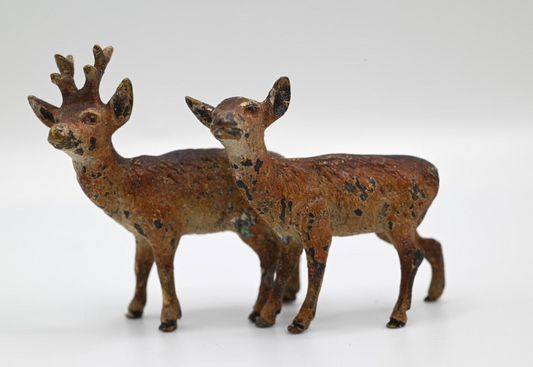Lovely Antique Austrian Vienna Cold Painted Bronze Figure of Male / Female Deer0