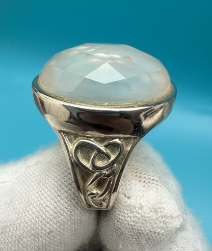 Vintgage Whitney Kelly Sterling Silver Ring with Faceted Mother of Pearl 6