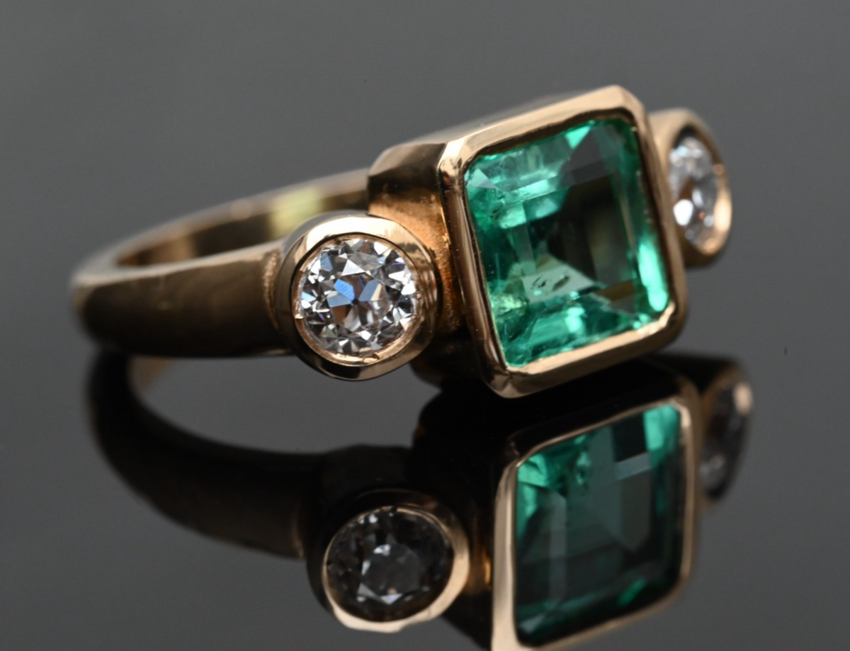 GIA Certified 2 Ct Colombian Emerald Ring with Antique Diamonds 18K Y- Gold4