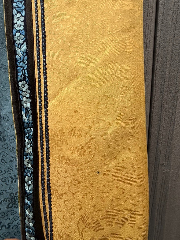 Antique Qing Dynasty Chinese Silk Embroidery Robe In Blue With Yellow Sleeve End16