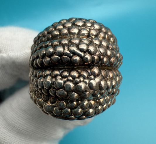 Vintage Textured Weighted Sterling Silver Ring Stamped Israel0