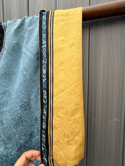 Antique Qing Dynasty Chinese Silk Embroidery Robe In Blue With Yellow Sleeve End15