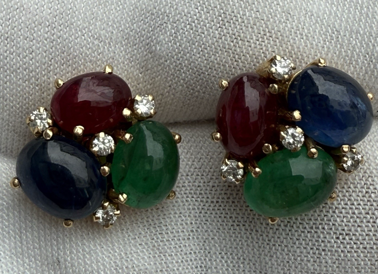 Stunning 18k Yellow Gold Bubble Earring W/ Natural Emerald, Sapphire & Rubies11