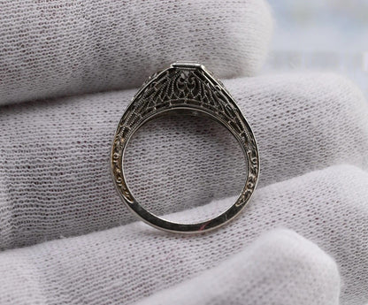 Antique Art Deco 1900s Filigree Motif 18k White Gold & Diamond Ring3