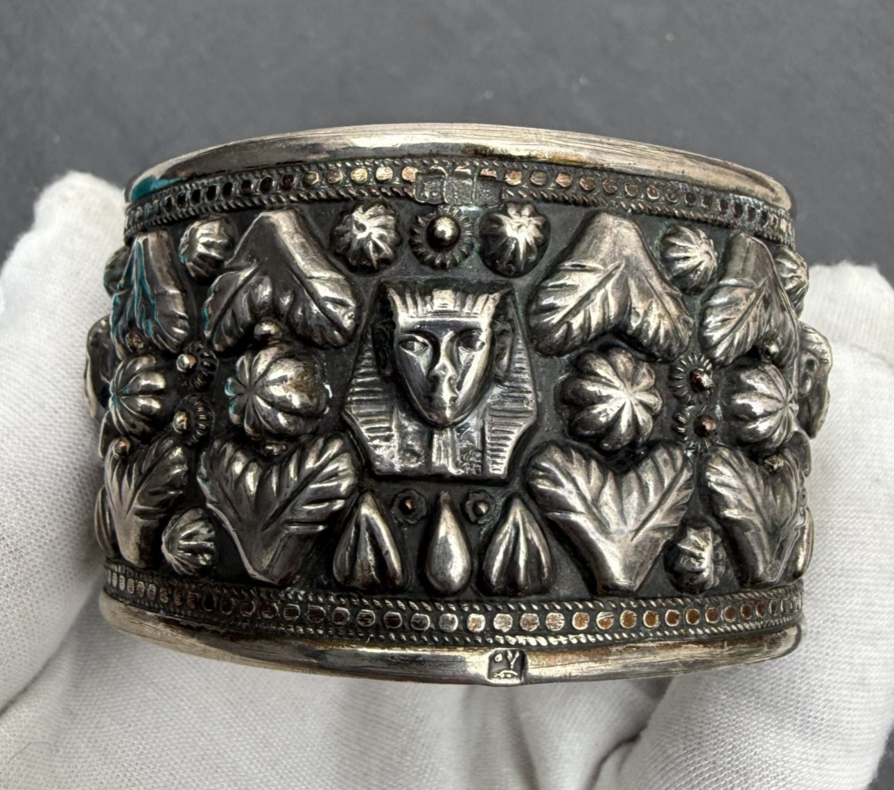 Awesome Vintage Egyptian Revival Tutankhamun 900 Middle East Silver Cuff Bangle2