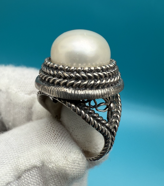 Stunning Mabe Pearl & Sterling Silver .925 Ring Marked BJ, China1