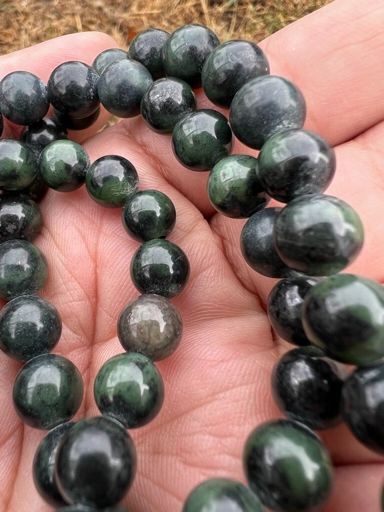 Leafy Green Antique / Vintage Spinach Natural Nephrite Jade Beaded Necklace10