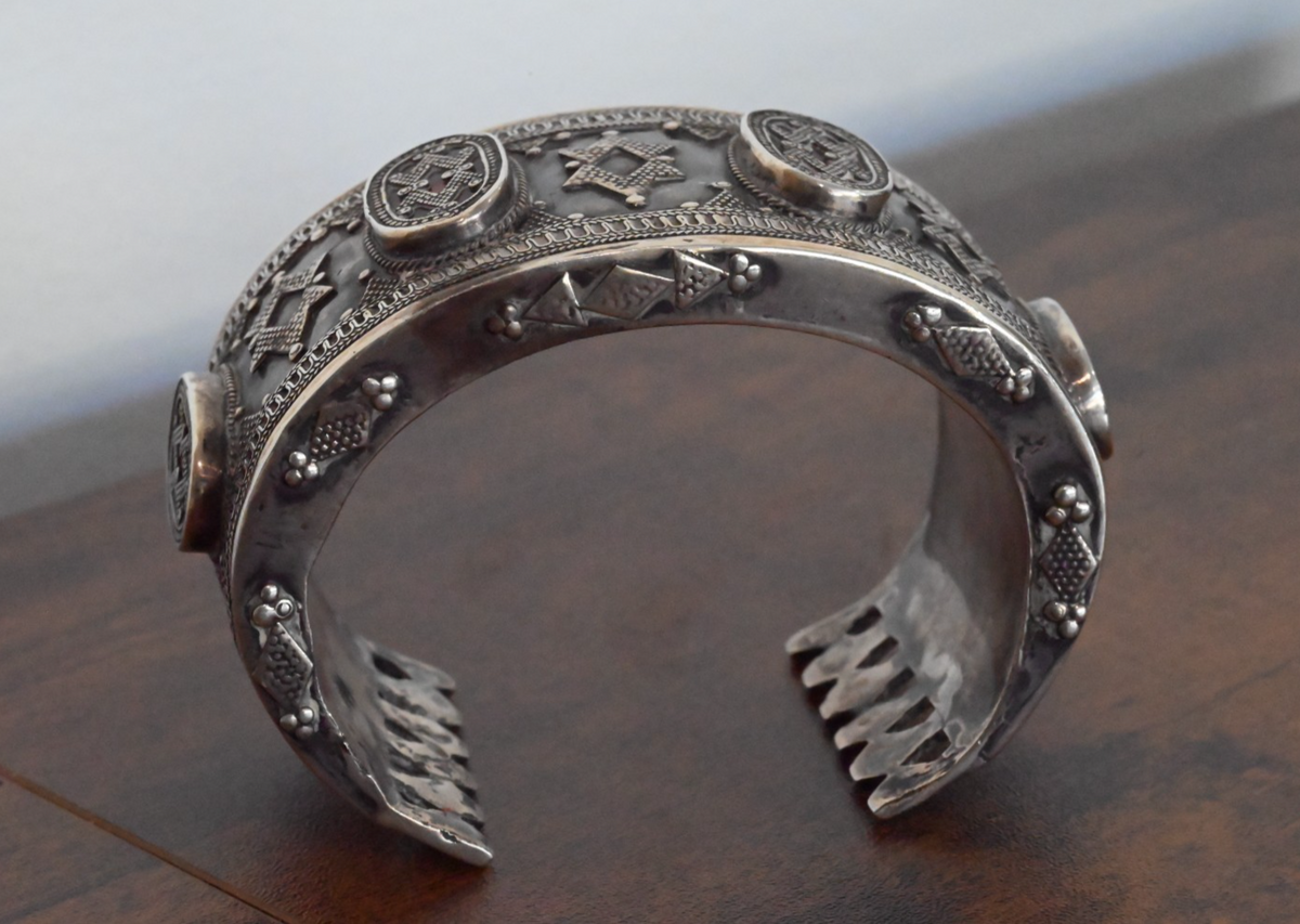Antique or Vintage Handmade Kazakh Silver Cuff Bracelet (Bilezek) Star Design11
