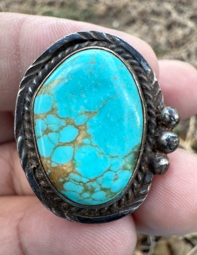 Beautiful Southwestern Sterling Silver & Turquoise Gemstone Ring4