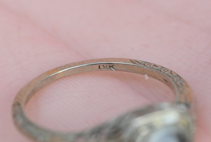 Lovely Antique Art Deco Period 1920s - 1930s 18k White Gold Filigree Ring9