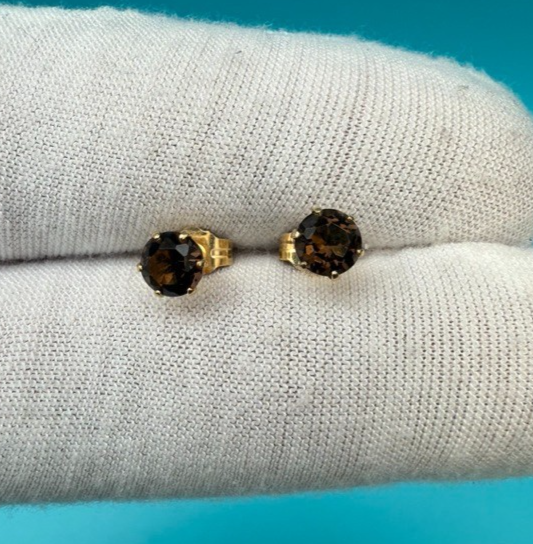 Vintage 14k Yellow Gold Stud Earrings with Brilliant Cut Gems 2
