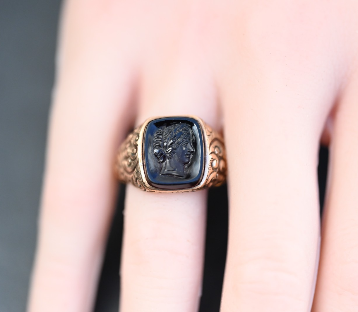 Antique Victorian or Edwardian Signet 10K YG Ring w/ Black Onyx Cameo of Goddess3