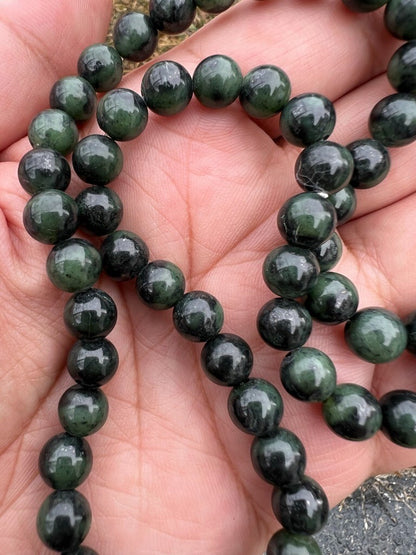 Great Deep Green Antique / Vintage Spinach Natural Nephrite Jade Beaded Necklace2