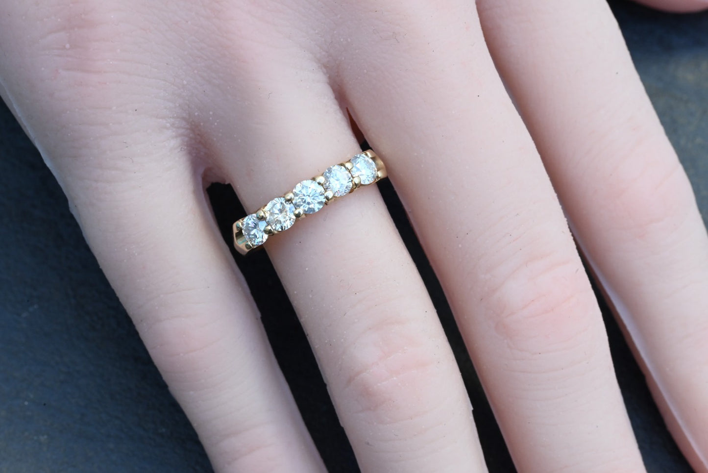 Lovely  14K Yellow Gold 5-Stone Diamond Band Signed MAC2