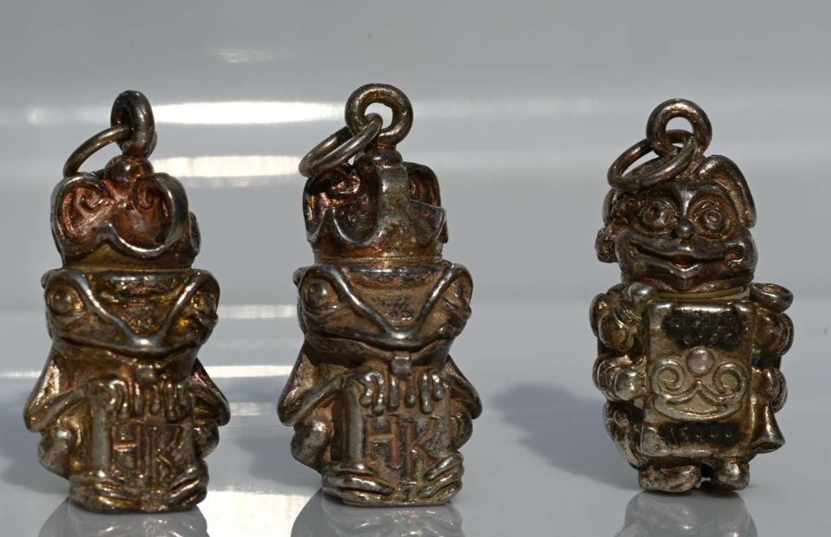 Rare Harmony Kingdom Lord Byron Sterling Silver Tiny Treasure Storage Pendants3