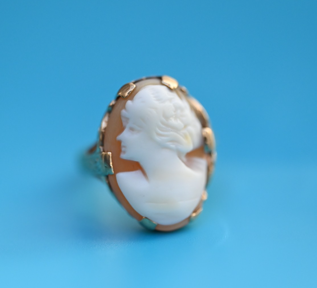 Superb Antique Carved Cameo & 10K Yellow Gold Ring3