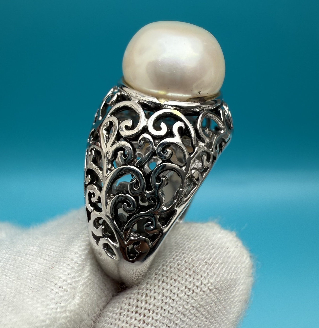 Gorgeous Sterling Silver Ring with Large Cultured Pearl & Intricate Openwork6