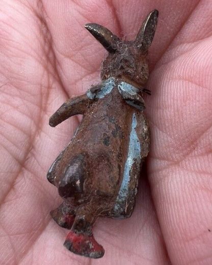 Miniature Antique Peter Rabbit Cold Painted Vienna Bronze Beatrix Potter Figure8