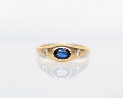 Fantastic Antique Natural Sapphire & Diamonds Gypsy Ring in 14K Yellow Gold0