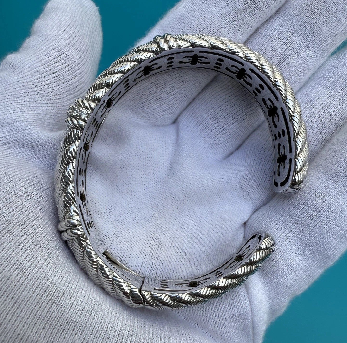 Original Judith Ripka Sterling Silver & Cable Twist Hinged Cuff Bracelet6