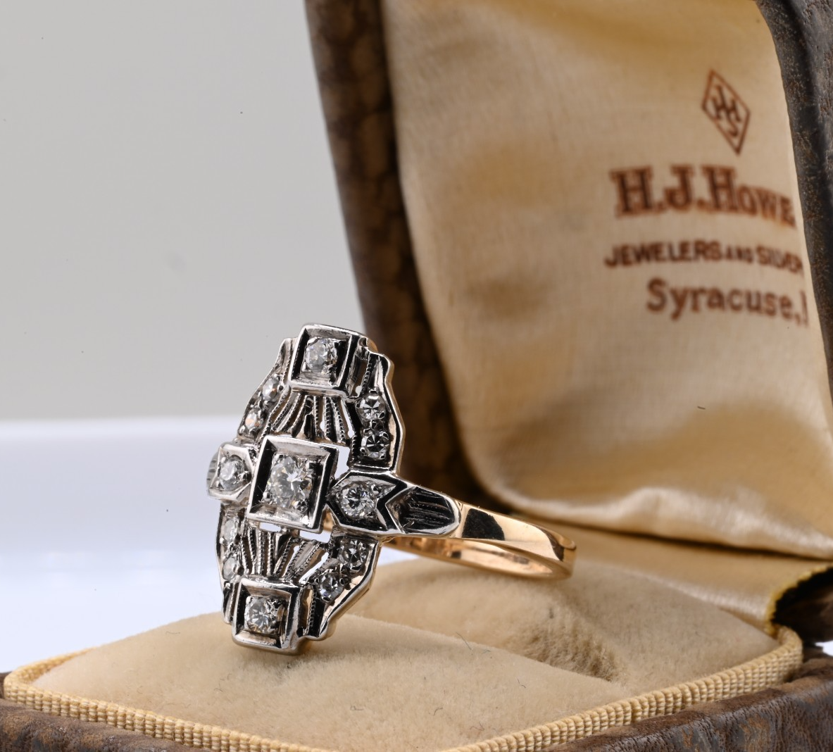 Gorgeous Early Vintage or Antique 14K Yellow & White Gold Diamond Ring IGI Cert.1