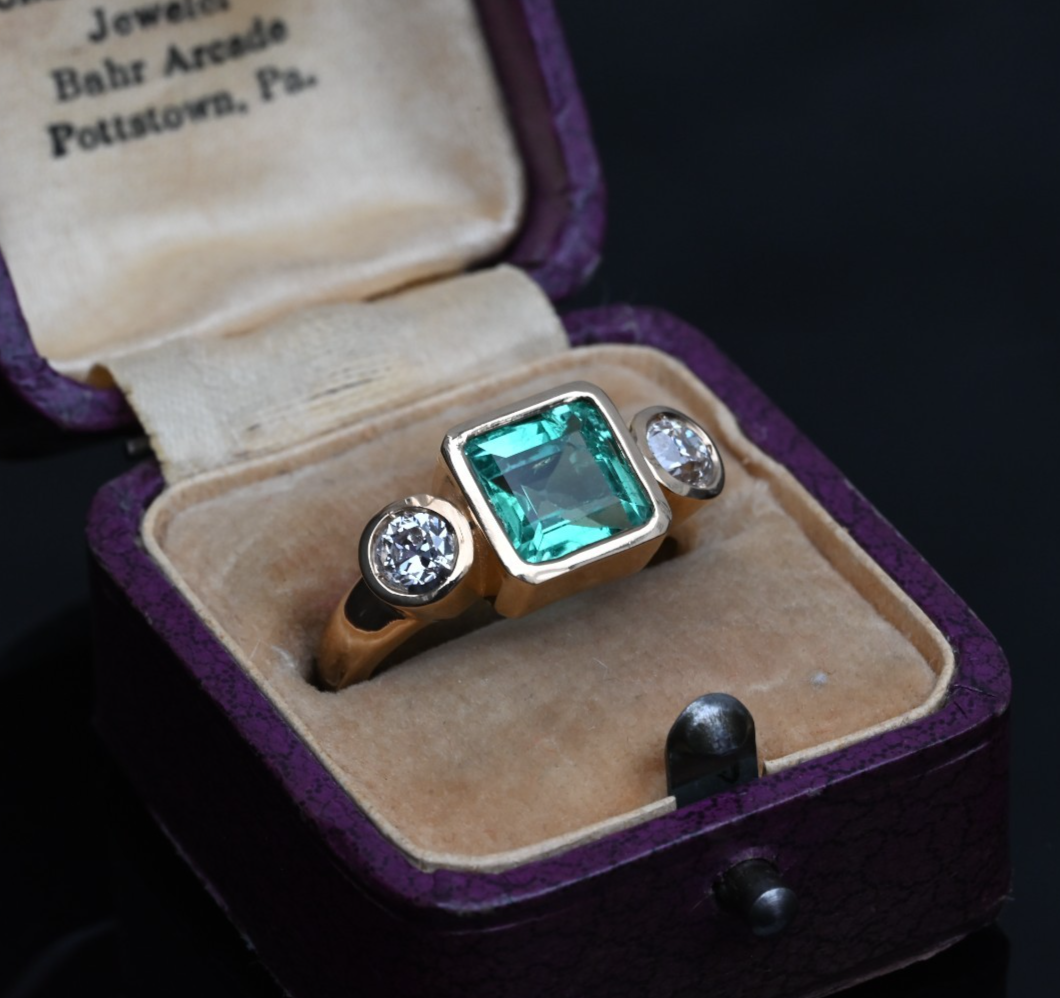 GIA Certified 2 Ct Colombian Emerald Ring with Antique Diamonds 18K Y- Gold1
