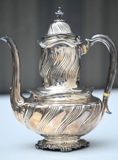 Estate Find Antique 1900s Tiffany & Co. Sterling Silver 5-Piece Tea / Coffee Set2