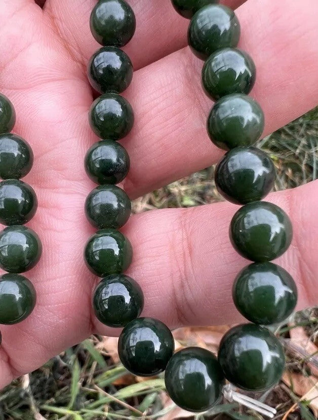 Antique / Vintage Spinach Natural Green Jade Beaded Necklace3