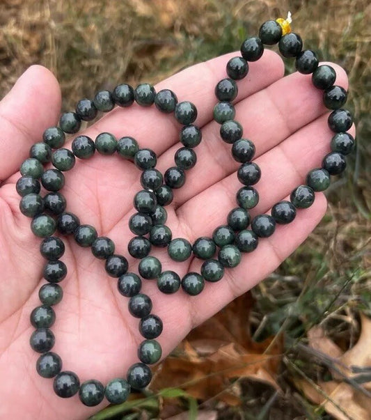 Great Deep Green Antique / Vintage Spinach Natural Nephrite Jade Beaded Necklace0
