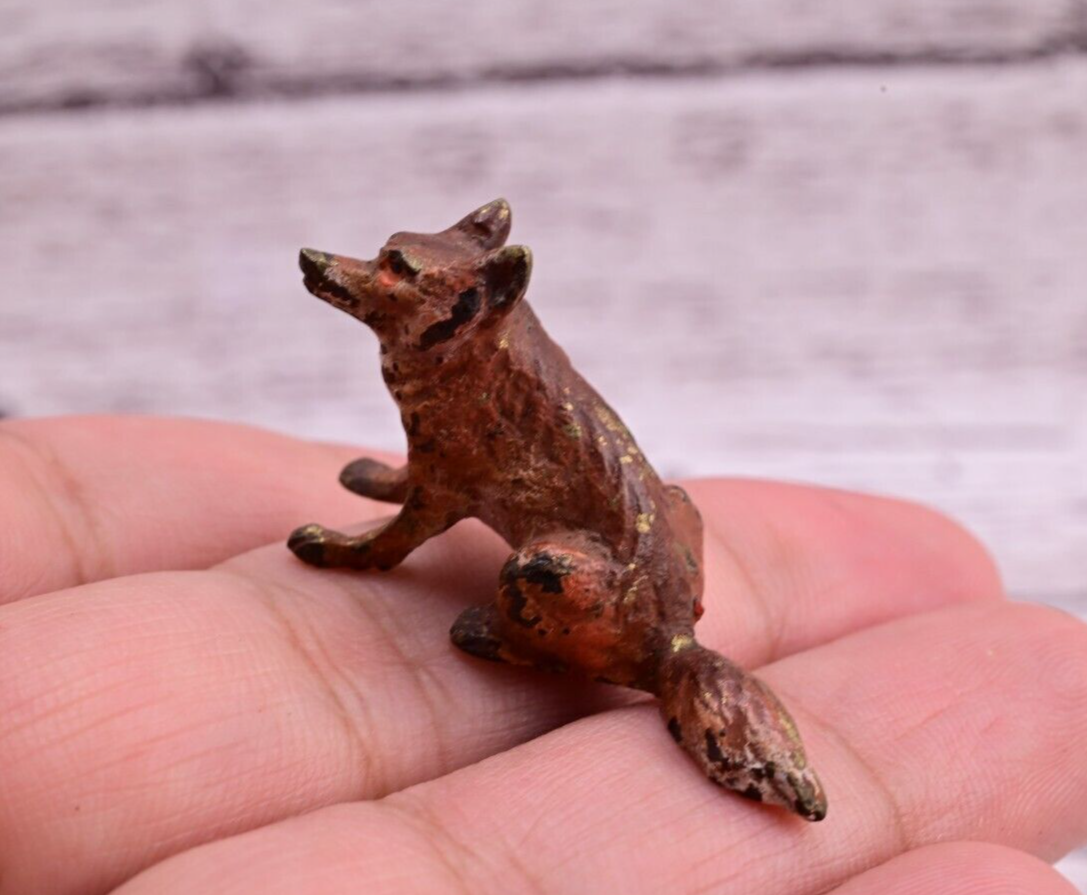Life-Like Old Antique Austrian Vienna Bronze Figure of Sitting Fox6