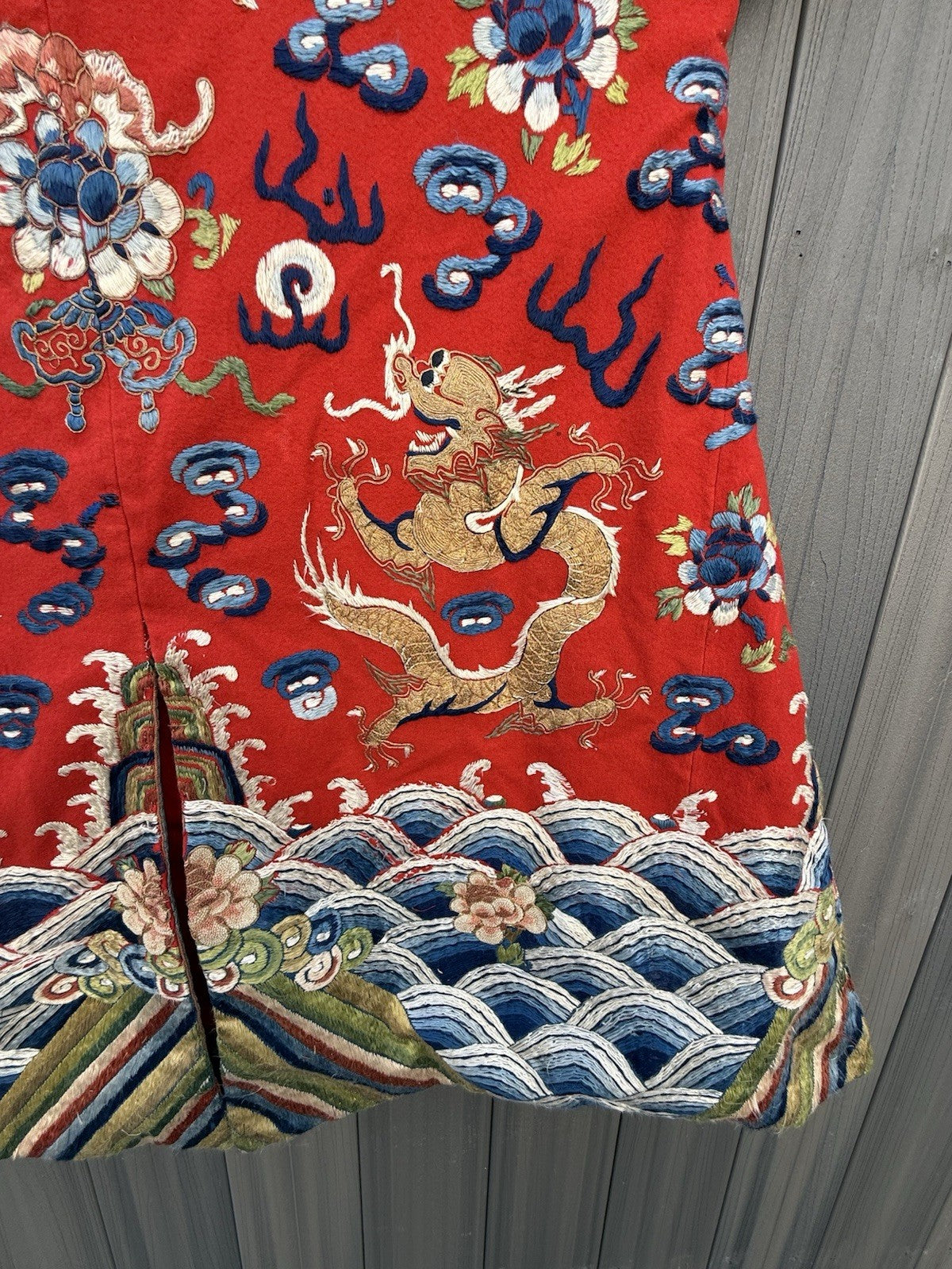 Antique Qing Dynasty Chinese Silk Embroidery Red Dragon Winter Robe7