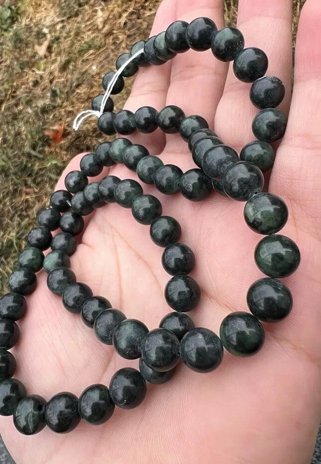 Green Antique / Vintage Spinach Natural Nephrite Jade Beaded Necklace3