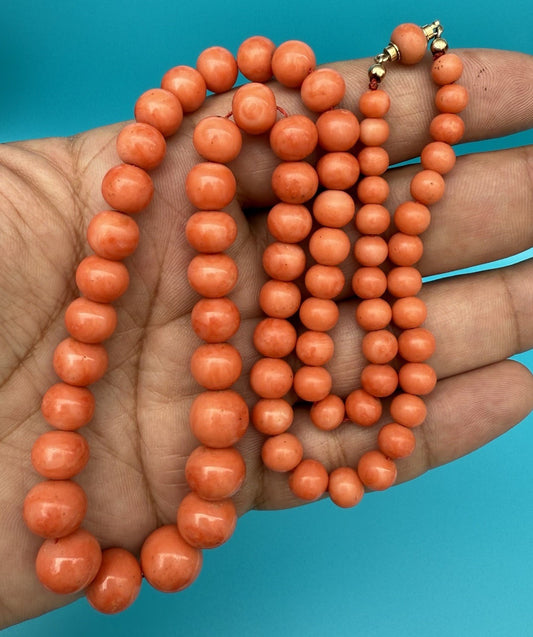 Gorgeous Natural Italian Light Red Round Coral Beaded Necklace With Gold Clasp0