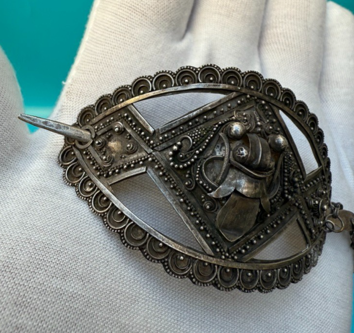 Gorgeous Tibet / Asian Export Silver Hairpin with Dragon Face2