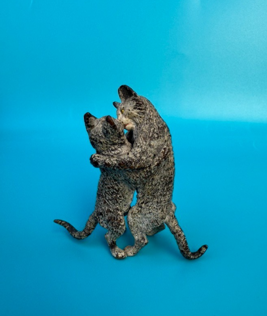 Rare Antique 1900s Austrian Vienna Cold Painted Bronze of Cat Lovers Kissing0