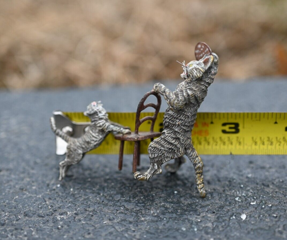 Amusing Antique Cold Painted Austrian Vienna Bronze Figure of Kitten in Trouble9