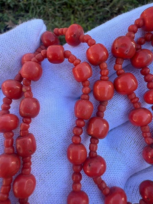 Original Antique / Early Vintage Graduated Natural Red Coral Beaded Necklace1