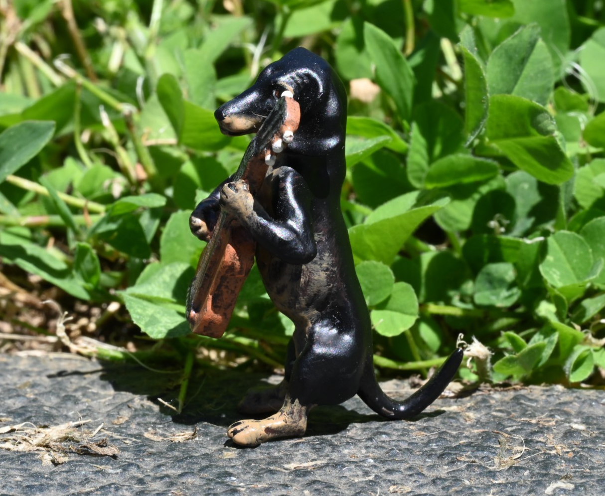 Fritz Bergmann  Austrian Vienna Cold Painted Bronze Musical Dachshund w/ Guitar4