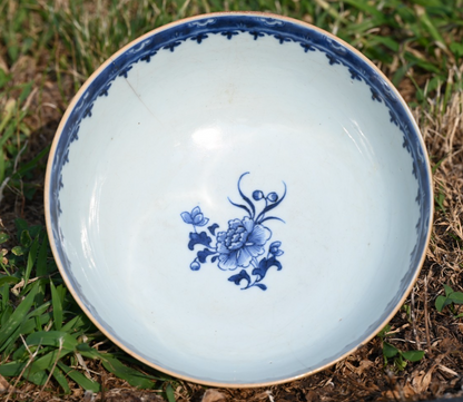 Genuine Chinese Antique Early Qing Dynasty Hand Painted Export Porcelain Bowl11